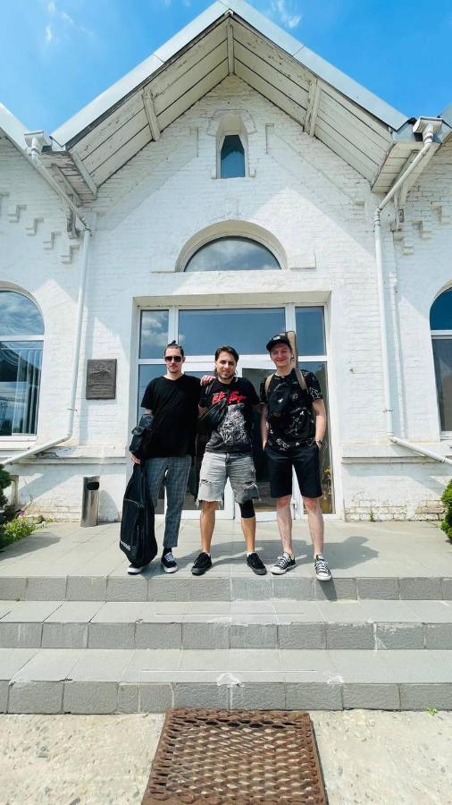 Арт-Вокзал Hotel Kryvyi Rih Exterior foto