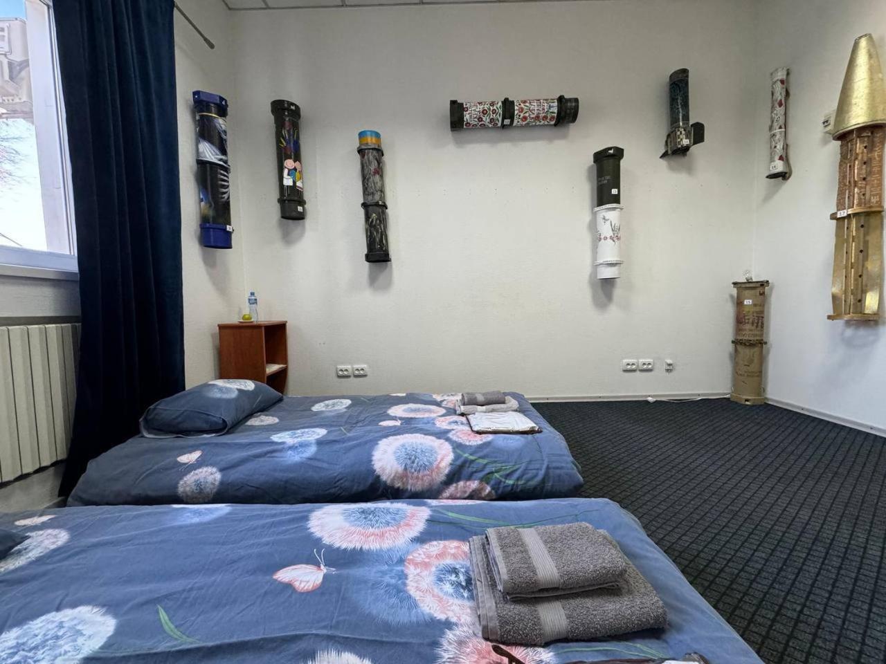 Арт-Вокзал Hotel Kryvyi Rih Quarto foto